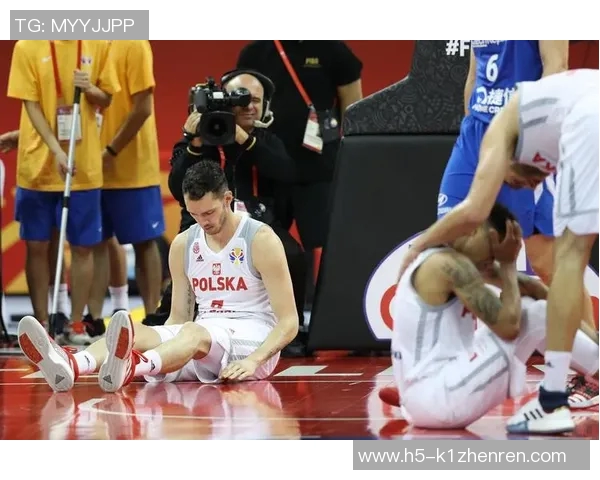 运动新闻波兰与捷克激战正酣赛果比分揭晓精彩瞬间回顾